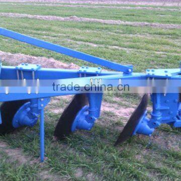 Two-way light-duty disc plough on sale