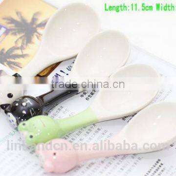 Haonai Funny cute ceramic spoon with 3D handle