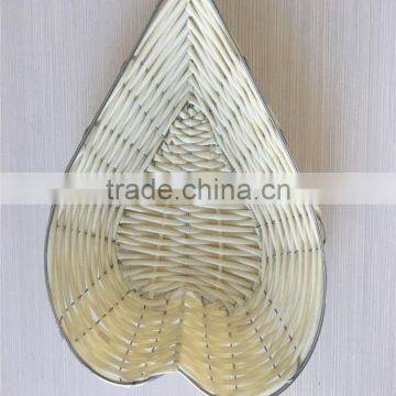 Wholesale Handmade Heart Shape Plastic Fruit Baskets photo-5
