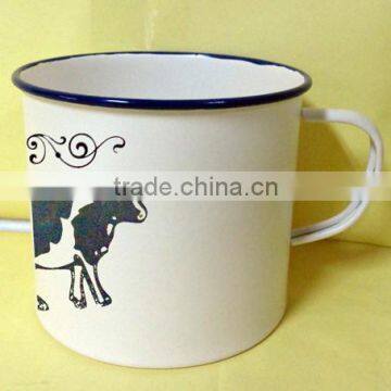 Customized enamel mug with decal