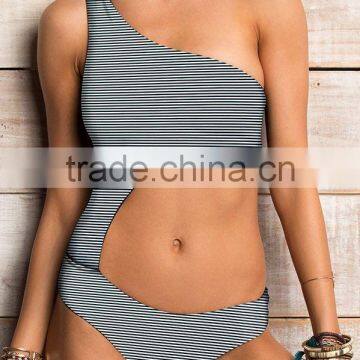 Ladies Fashion Side Cut Out Stripe One-piece Swimwear photo-2