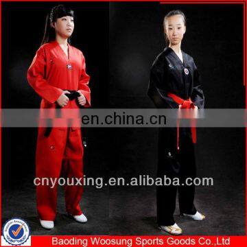 Cheap black/red V-neck martial arts clothing/taekwondo uniform