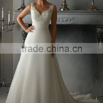 V-neck Sleeveless Wedding Gowns See Through Back Bohemian Style Wedding Dress