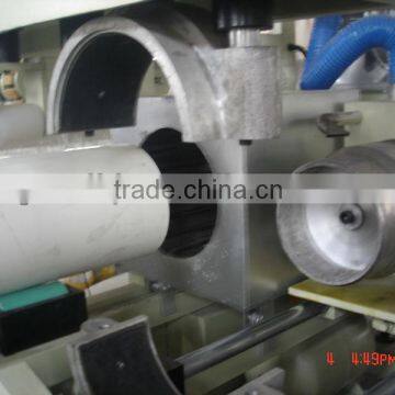 Plastic pipe expanding machine