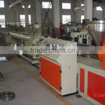 PE pipe extruding machinery