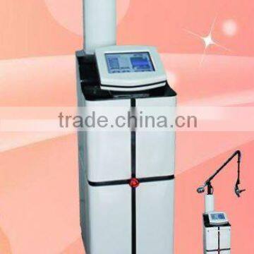 latest Co2 & RF Fractional laser for scar removal,brown spots removal,striae gravidarum removal and skin rejuvenation