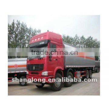 32m3 Sinotruck HOWO Water Tank Truck 8x4 China Manufacturer