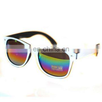 2017 Wholesale Cheap Fashionable Women Girls Kids UV400 Sunglasses