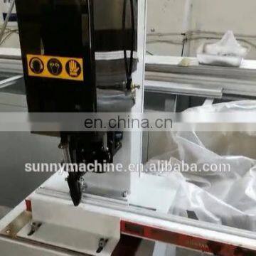 automatic snap fastening machine