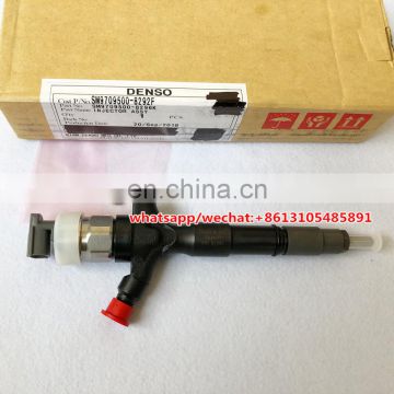 Genuine and new common rail injector 095000-8290 for Hilux 23670-0L050,23670-30280