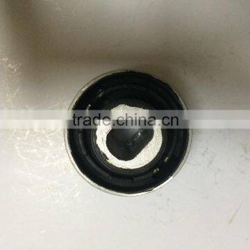 Auto Parts Suspension Rubber Bushing/Control Arm Bushing 2033330914a