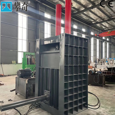 Вертикальный гидравлический упаковщик. Упаковщик для макулатуры. Гидравлический упаковщик для текстильных материалов для центров переработки