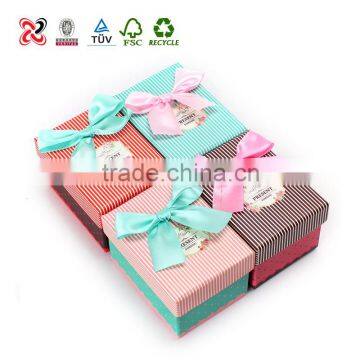 Customized Luxury Folding Paper Jewelry Box