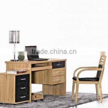 Wooden workstaion set