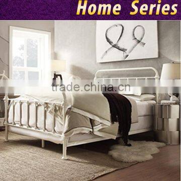 Antique White Graceful Lines Victorian Iron Metal Bed Queen Size