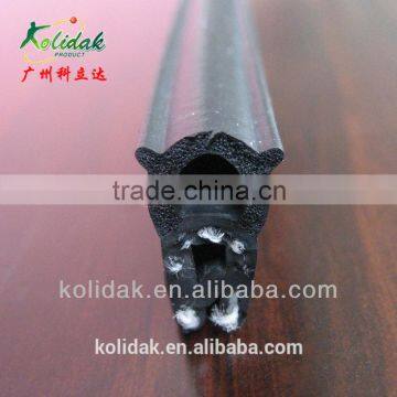 Co-extrusion foam rubber seal for automobile