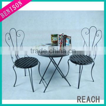 Outdoor Metal Wire Furniture Chair and Table Set