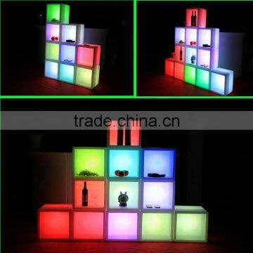 Illuminated rechargeable plastic wine/liquor led display rack