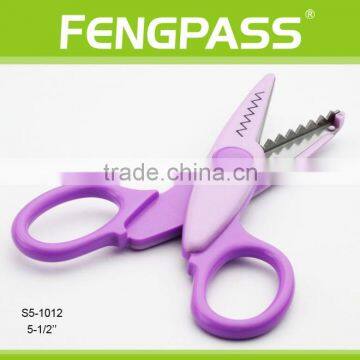 S5-1012 5.5 Inch 2Cr13 Stainless Steel Blade With Colorful Plastic Handle Shape Cutting Scissors photo-3