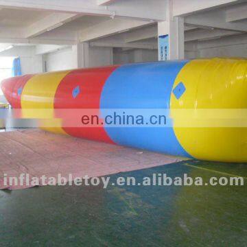 Inflatable water blob