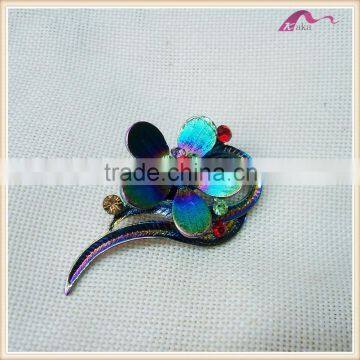 New Designs Colorful Crystal Flower Brooch For Invitations