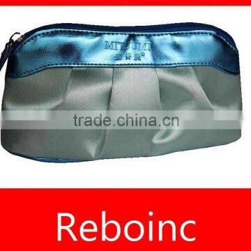 toilet requisites cosmetic bag