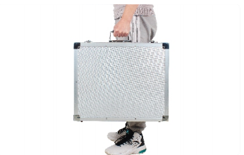 Q8R Handheld Smart Laser Marking Machine photo-4