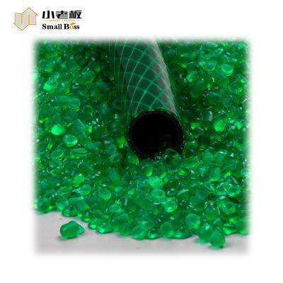Muestra de gránulos compuestos de PVC de materia prima de alta calidad sin olor para tuberías flexibles y mangueras de jardín