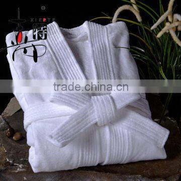 Factory 100% cotton luxury hotel terry towel cloth bathrobe