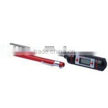 Instant read digital thermometer