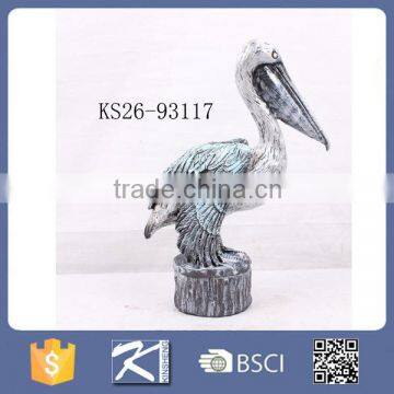 Latest design resin animal decorative peckerwood