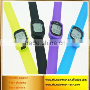 LCD Silicon 3D Wristband Digital Pedometer photo-3