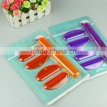 Fashion Toothpaste Tube Squeezer/toothpaste holder squeezer/plastic toothpaste squeezer