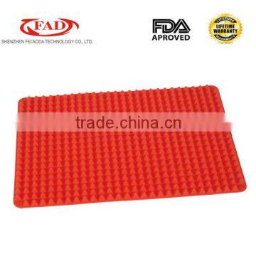 2016New Design Products Heat Resistant Silicone Pyramid Baking Mat