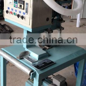 Tarpaulin/canvos repairing machine