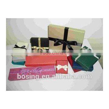 Hot sale different type gift paper packaging box with customized design and ribbon