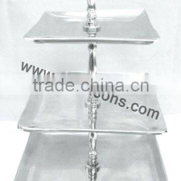 Metal cake stand