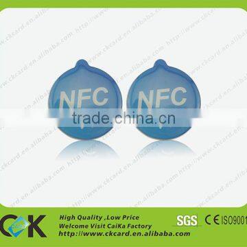 Wholesale factory price NFC tag epoxy card with a hole