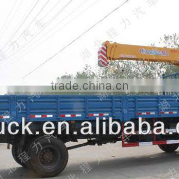 DongFeng 6*2 truck with crane,lorry loading crane