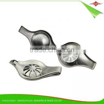 ZY-F1456 kitchen gadgets manual stainless steel lemon squeezer