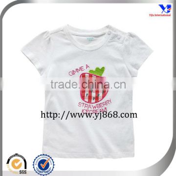 100 cotton embroidery design baby t shirt with snapper shoulder