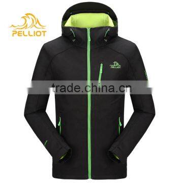 2016 new style waterproof windproof and breathable men hoody softshell jacket with fleece lining