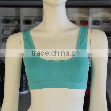 fashionable seamless low U sports bra