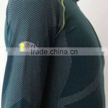 Latest Fashion Seamless Tight Fit Spportswear photo-4