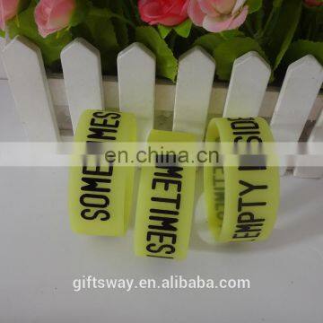 Hot Sell on LED/ Light up Silicone Bracelet/wristband photo-3