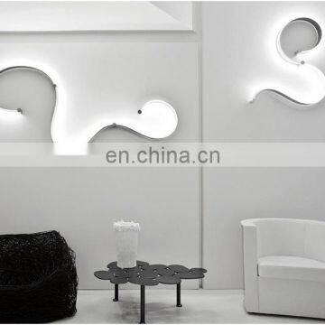 Nordic Newest Creative Aluminum LED Curve Wall Lamp Wall Sconce Snake Modern Wall Light for Home photo-4