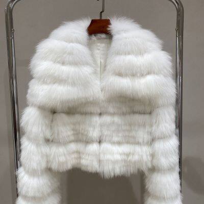 New imported fox fur striped fur coat, women's short lace lace slimming lapels fur coat