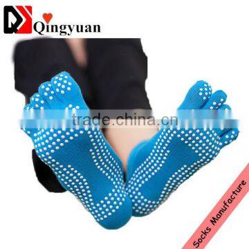 men womens wholesale floor Yoga socks bottom reinforced socks anti slip sole socks easybreath socks                        
                                                Quality Choice