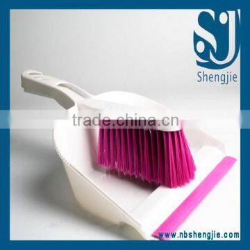 Trade assurance new household cleaning product mini size plastic dustpan with brush for sale