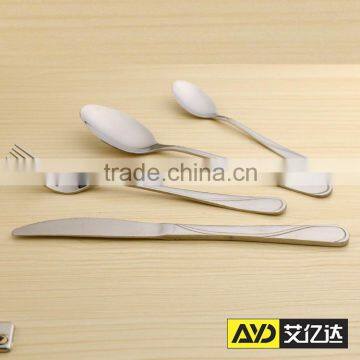 kinds of spoon and fork , mini spoon and fork , fork and spoon